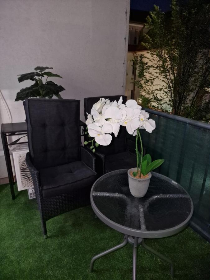 Tilla Apartman Hajduszoboszlo Exterior photo